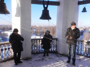 Звонари на колокольне Входоиерусалимского храма