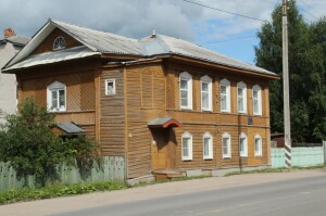 Дом Упадышевой