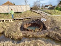 Мария Ворожейкина у соляного колодца